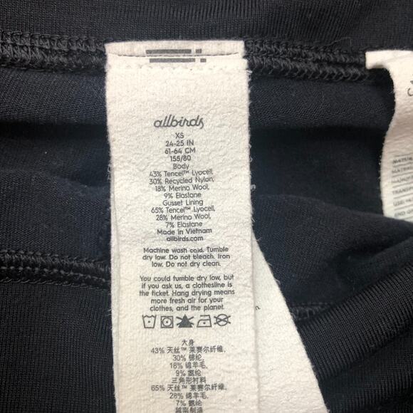 Allbirds, Natural Legging Capri, Women's Size X Small, Black, 11.8 KG CO2E - Picture 8 of 8